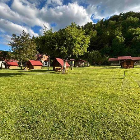 Camp &Apartmens Scepanovic 莫伊科瓦茨 外观 照片
