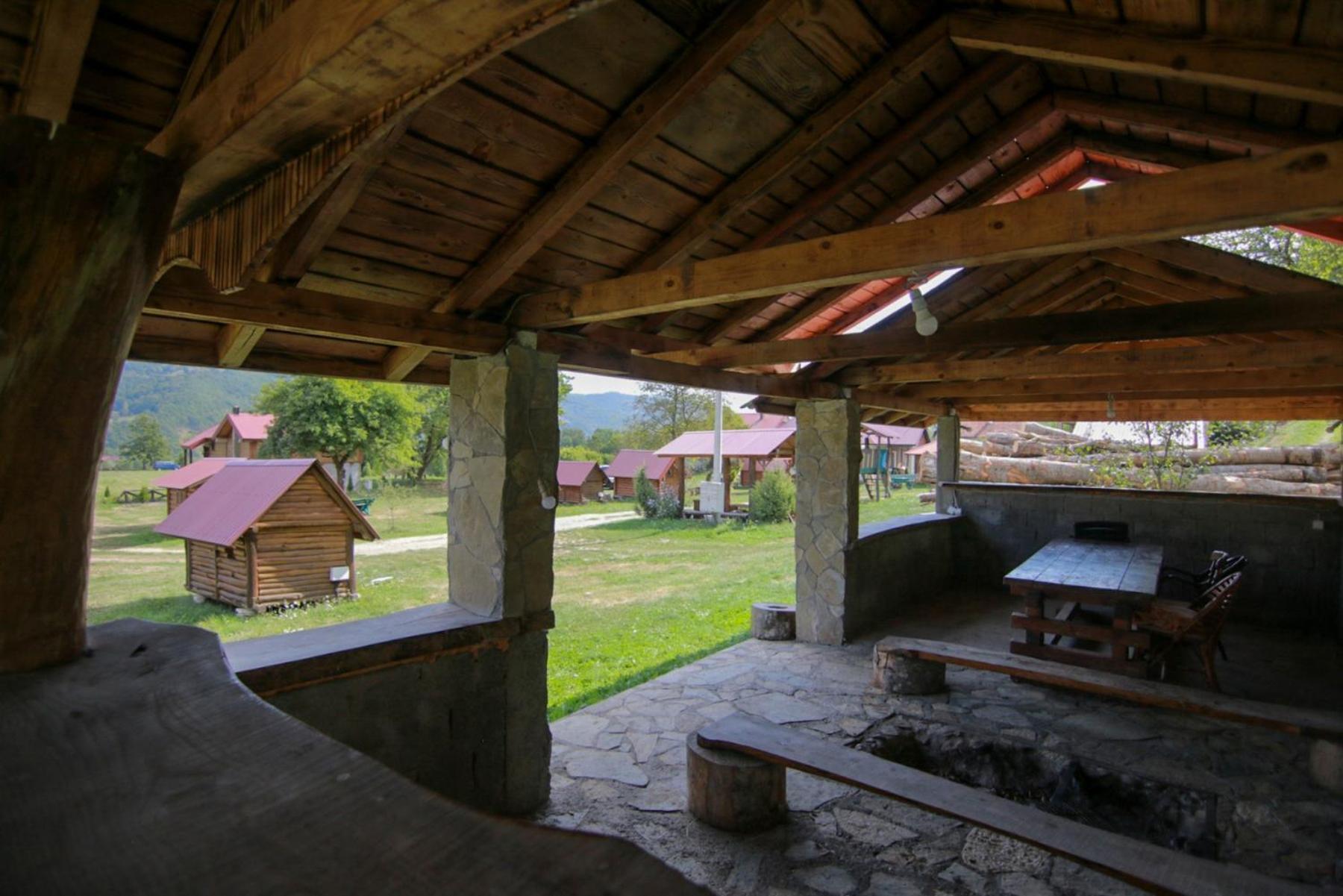 Camp &Apartmens Scepanovic 莫伊科瓦茨 外观 照片