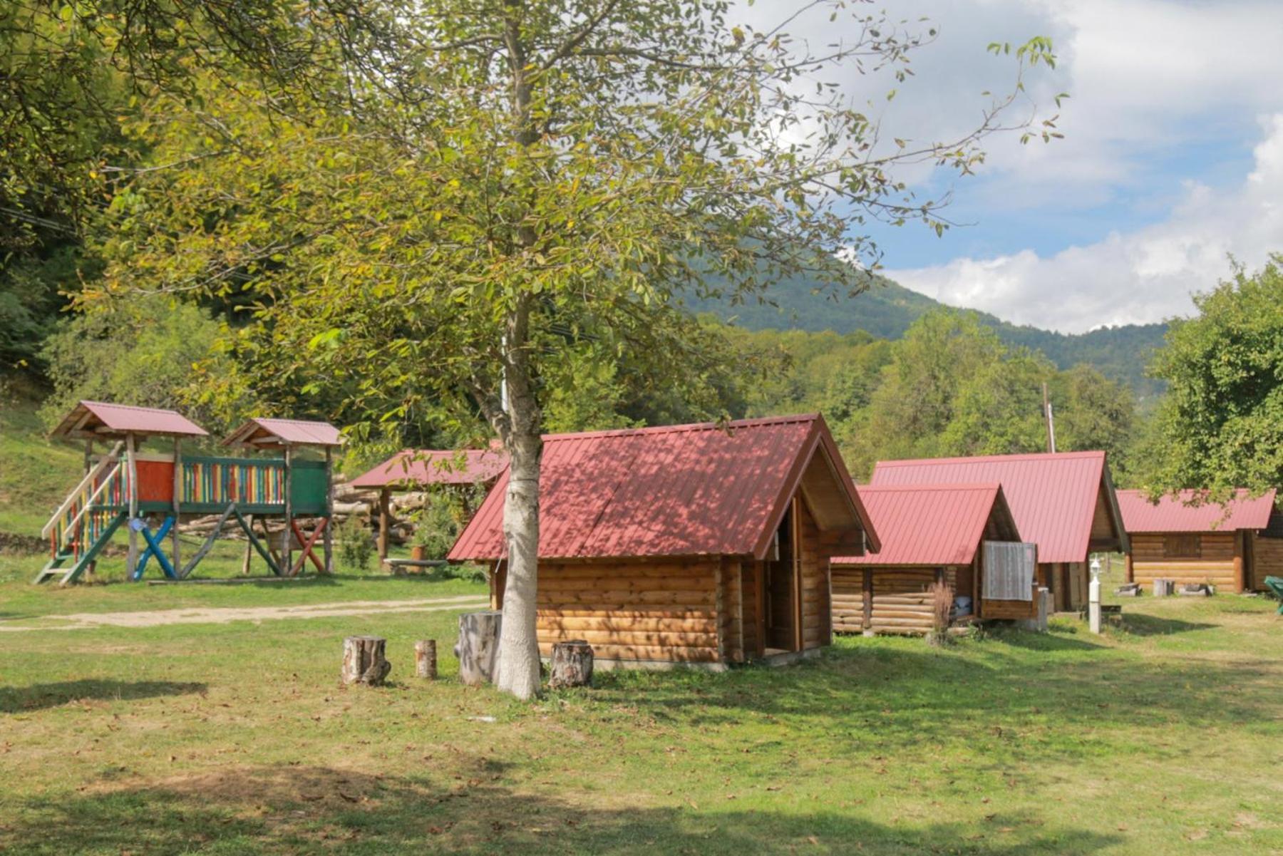 Camp &Apartmens Scepanovic 莫伊科瓦茨 外观 照片